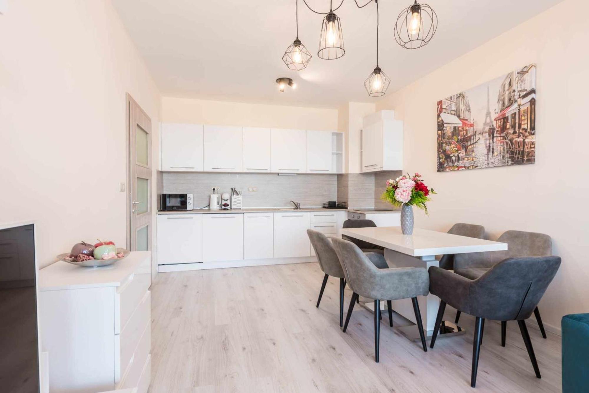 וארנה Azur Del Mar Seaview Apartment מראה חיצוני תמונה